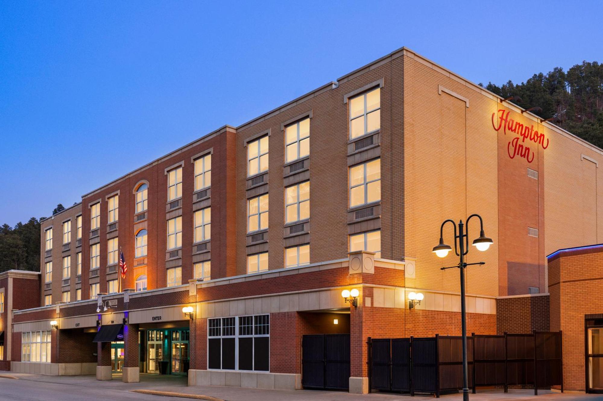 Hampton Inn At Tin Lizzie Gaming Resort Deadwood Exterior foto